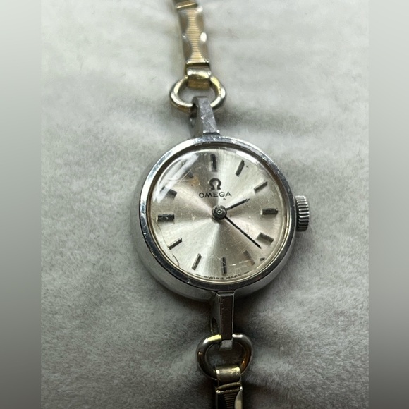 OMEGA Mechanical manual winding Cal. 484 stainless steel Ladies Watch from 1965 - Picture 3 of 12